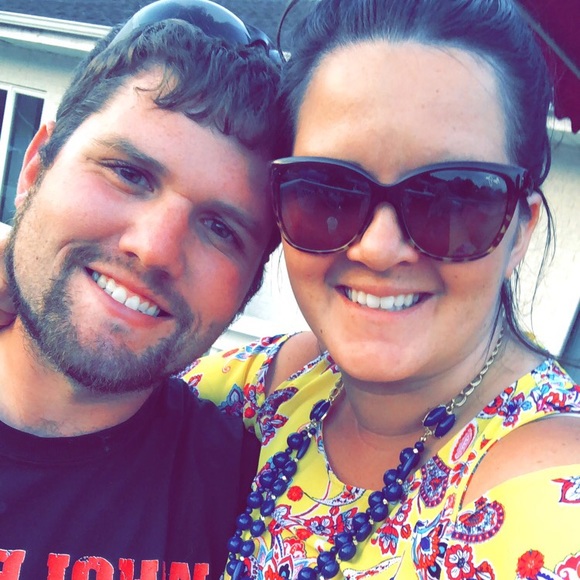 Meet your Posher, Aimee - Picture 1 of 1